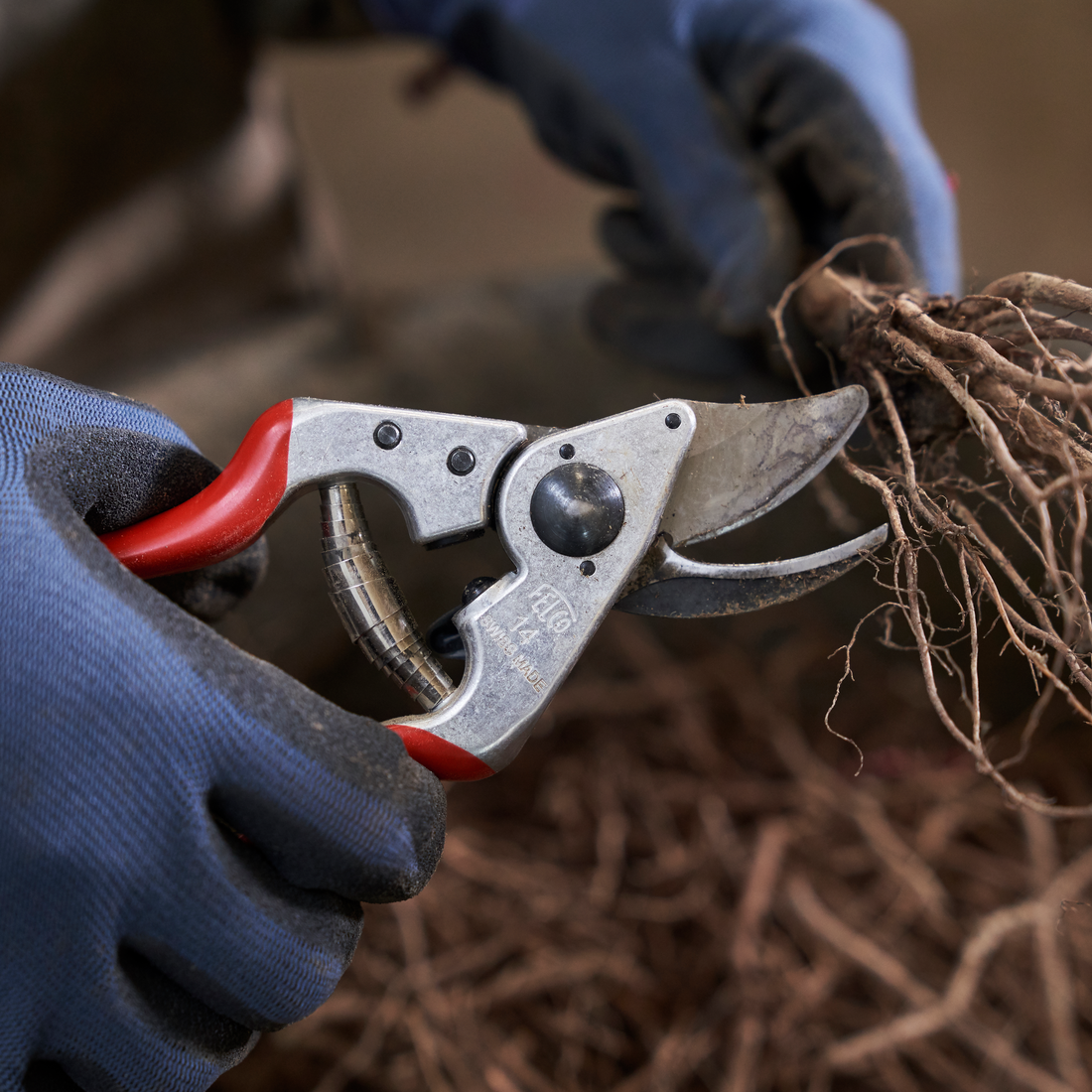 felco 702 gardening gloves FELCO 702 – FELCO North America